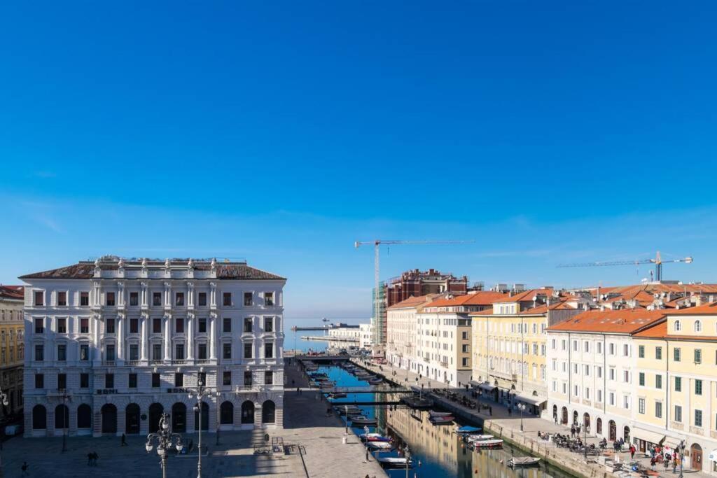 6 Ponterosso - Luxury Attic Leilighet Trieste Eksteriør bilde